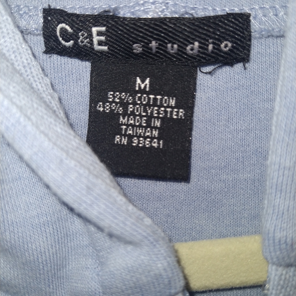 C&E Studio light blue sleeveless hooded zipper sweatshirt - Picture 2 of 5